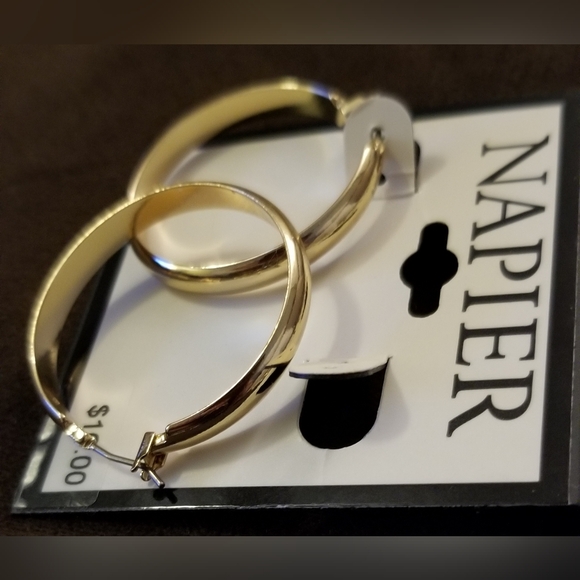 NAPIER GOLDTONE HOOP EARRINGS- 2 PAIRS - BRAND NEW ON CARDS - CLICK-TOP - Picture 6 of 8